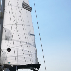 Crosscut classic mainsail
