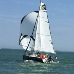 Symmetrischer Spinnaker Triradialschnitt