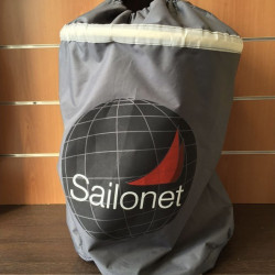 Symmetrischer Spinnaker Triradialschnitt